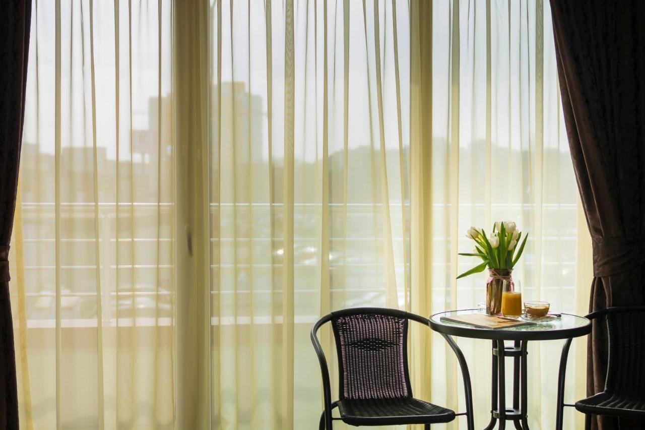 Hotel City ブルガス エクステリア 写真